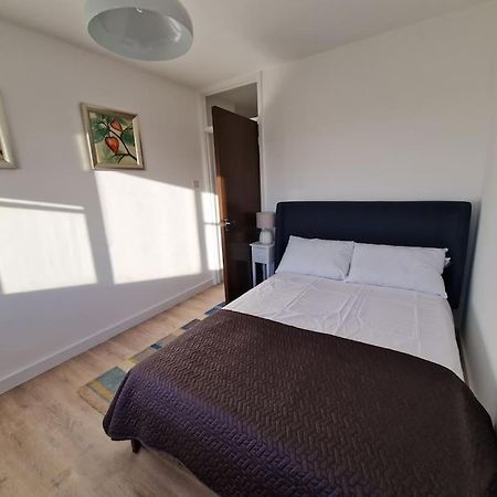Newly Renovated Apartment! London Exterior photo