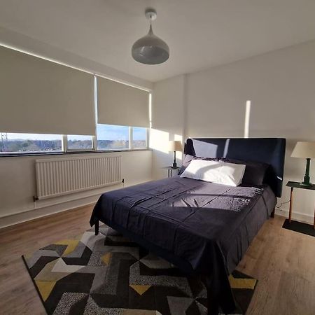 Newly Renovated Apartment! London Exterior photo